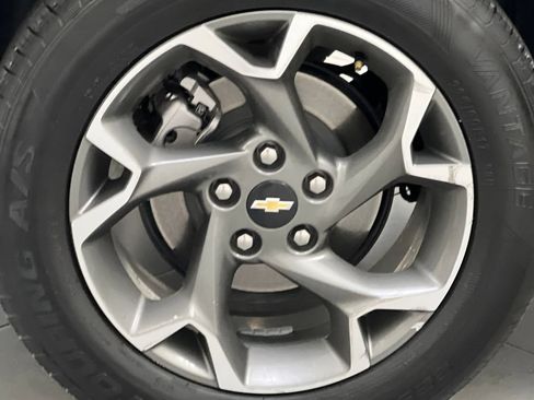Used 2025 Chevrolet Trax LT FWD image 66