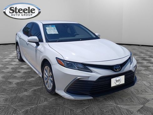 Used 2023 Toyota Camry LE FWD image 29