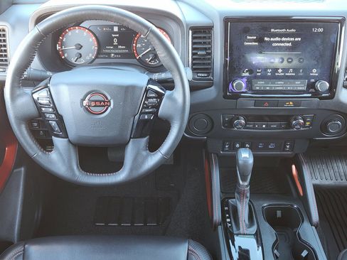 Used 2023 Nissan Frontier Pro-X w/ Pro-X Premium Package image 32