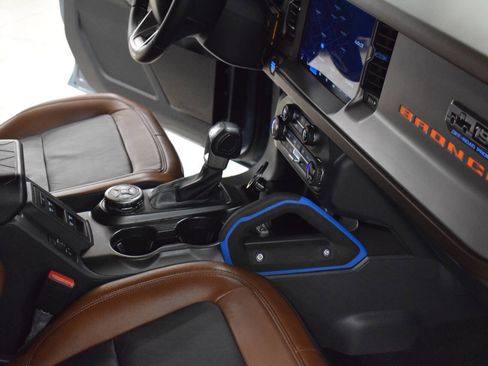 Used 2023 Ford Bronco Outer Banks image 39