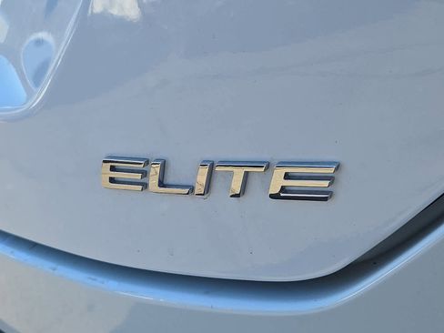 Certified 2025 Honda Pilot Elite image 30