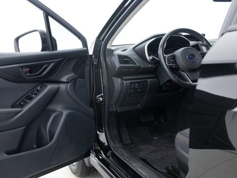 Used 2019 Subaru Crosstrek 2.0i Premium w/ Eyesight System image 24