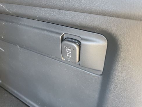 Used 2024 MAZDA CX-90 Plug-In Hybrid w/ Preferred image 11