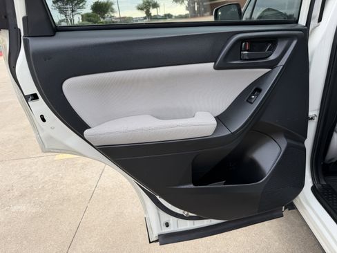 Used 2015 Subaru Forester 2.5i Premium w/ Popular Package #2 image 18