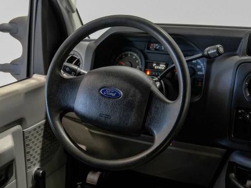 Used 2012 Ford E-250 and Econoline 250 RWD image 23