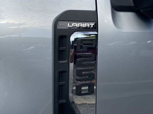 Used 2024 Ford F250 Lariat w/ Lariat Ultimate Package AWD/4WD image 11