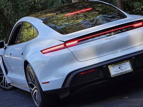 Used 2023 Porsche Taycan image 72