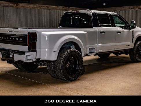Used 2026 Ford F350 Platinum w/ Platinum Plus Package image 9