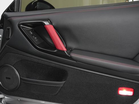 Used 2018 Nissan GT-R NISMO AWD/4WD image 34