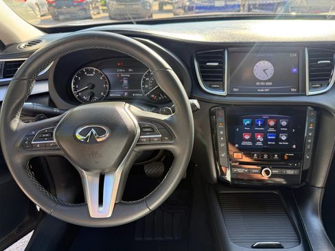 Used 2019 INFINITI QX50 Luxe w/ Cargo Package AWD/4WD image 16
