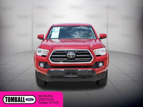 Used 2019 Toyota Tacoma SR5 RWD image 2