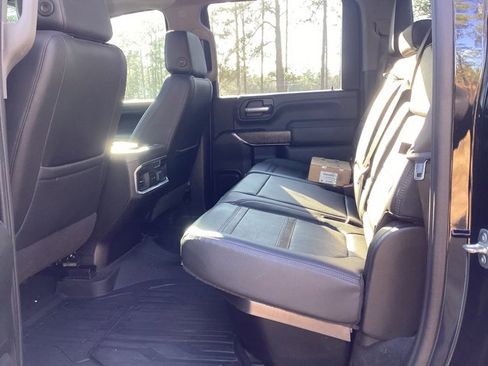 Used 2021 GMC Sierra 2500 Denali w/ Denali Ultimate Package image 15