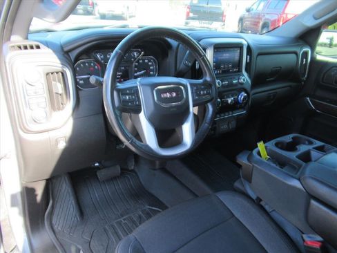 Used 2022 GMC Sierra 1500 Elevation w/ X31 Off-Road Package image 16