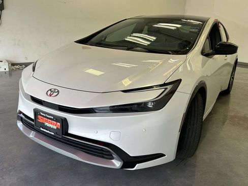 Certified 2023 Toyota Prius Limited w/ Limited Premium Package FWD image 7