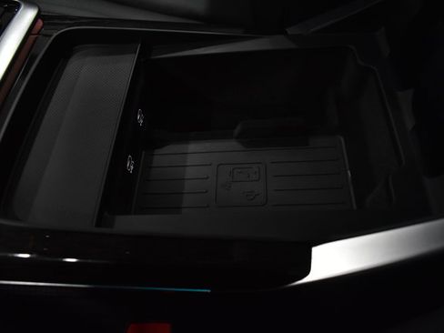 Used 2022 Audi Q7 Premium Plus w/ Premium Plus Package image 25