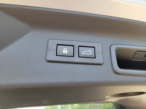 New 2025 Subaru Forester Limited image 19