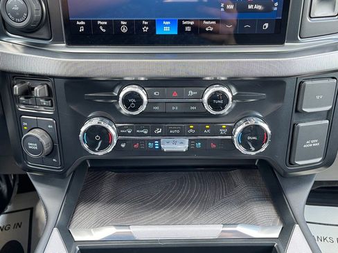 Used 2025 Ford F450 Platinum AWD/4WD image 13