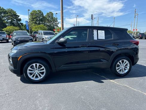 Used 2023 Chevrolet TrailBlazer LS FWD image 4
