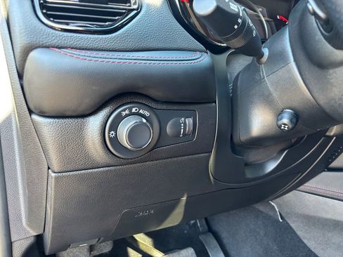 Used 2025 Dodge Durango R/T image 22