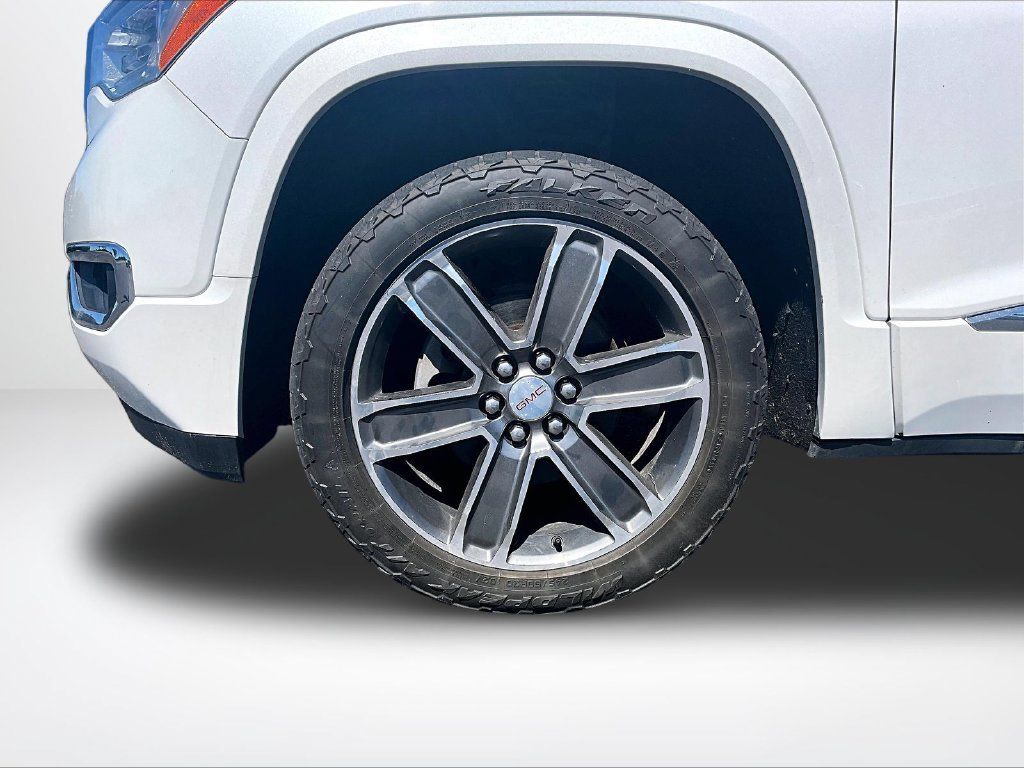 Used 2019 GMC Acadia Denali AWD/4WD image 9