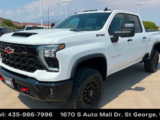 Used 2026 Chevrolet Silverado 2500 ZR2 AWD/4WD video 1