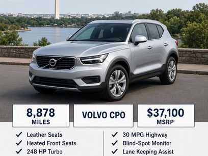 Certified 2022 Volvo XC40 T5 Momentum