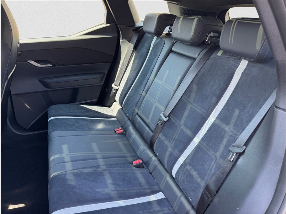 Used 2023 Fisker Ocean One AWD/4WD image 10