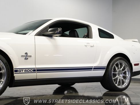 Used 2008 Ford Mustang Shelby GT500 RWD image 23