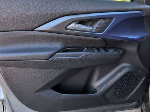 New 2026 Chevrolet Equinox EV LT image 15