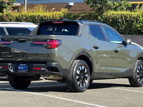 Certified 2025 Hyundai Santa Cruz SEL FWD image 5