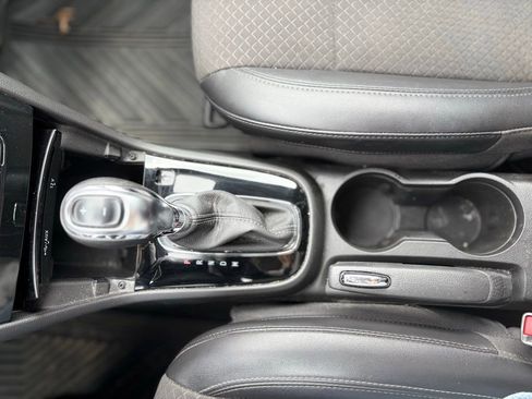 Used 2019 Buick Encore Preferred w/ Safety Package image 20