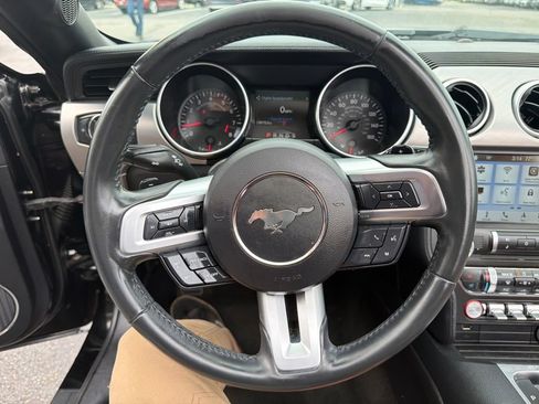 Used 2018 Ford Mustang GT Premium RWD image 10