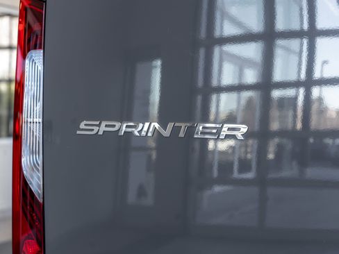 New 2025 Mercedes-Benz Sprinter 2500 image 22