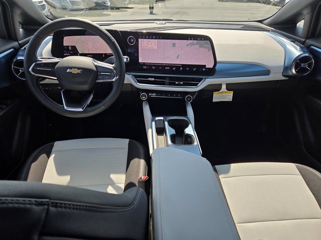 Certified 2024 Chevrolet Equinox EV LT w/ LPO, Blackout Package FWD image 16