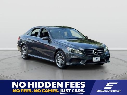 Used 2016 Mercedes-Benz E 400 Sedan image 1