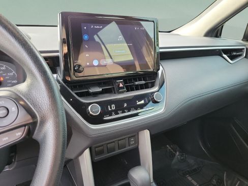Used 2024 Toyota Corolla Cross AWD Hybrid image 29