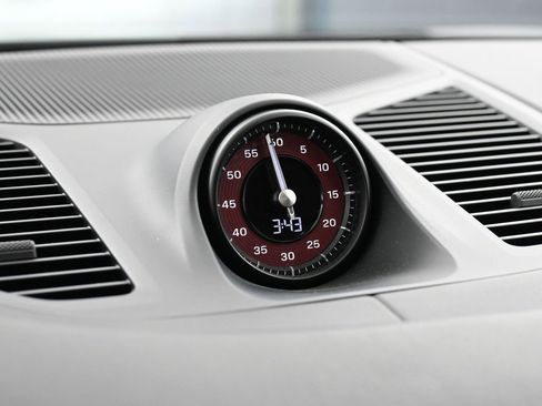 Used 2025 Porsche Cayenne S image 20