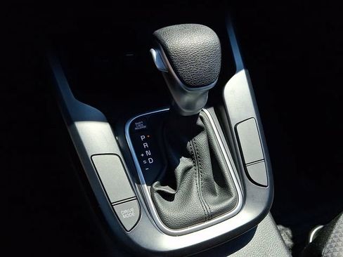 Certified 2025 Kia Soul LX w/ LX Technology Package FWD image 14
