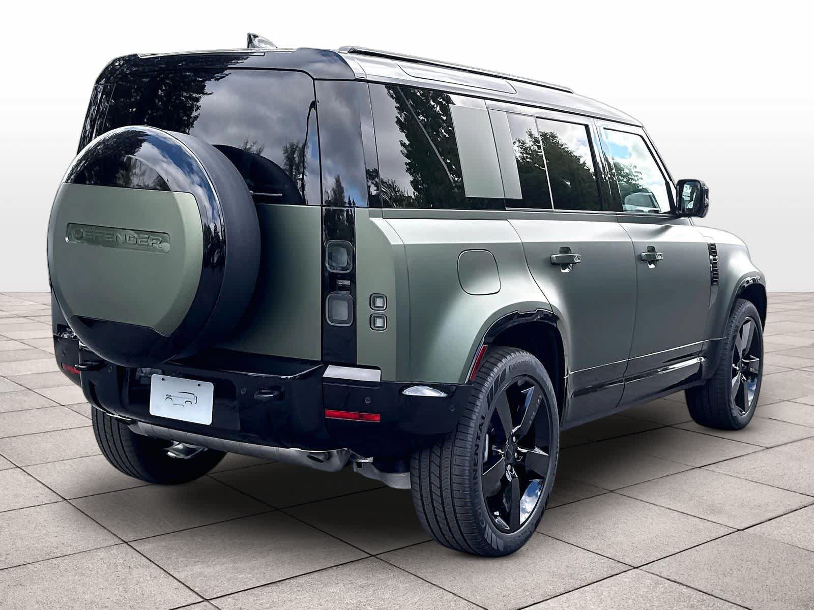 New 2026 Land Rover Defender 110 X-Dynamic SE AWD/4WD image 4