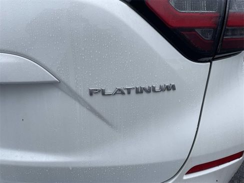 Used 2023 Nissan Murano Platinum w/ Cargo Package image 16