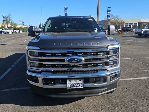 Used 2023 Ford F250 Lariat w/ FX4 Off-Road Package image 4