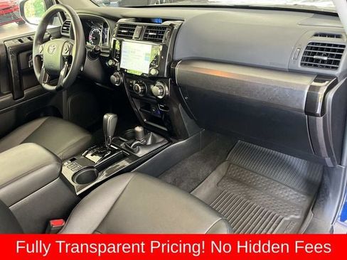 Used 2021 Toyota 4Runner Venture w/ Moonroof Package AWD/4WD image 24