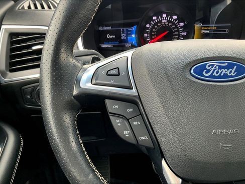 Used 2019 Ford Edge ST w/ Cold Weather Package image 22