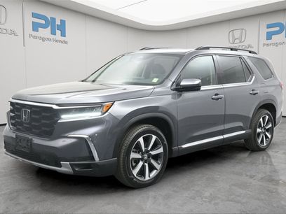 Certified 2025 Honda Pilot Touring