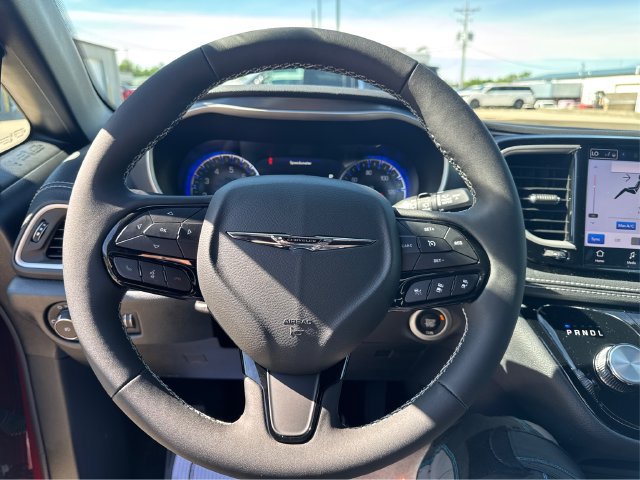 New 2026 Chrysler Pacifica Select w/ S Appearance Package AWD/4WD image 17