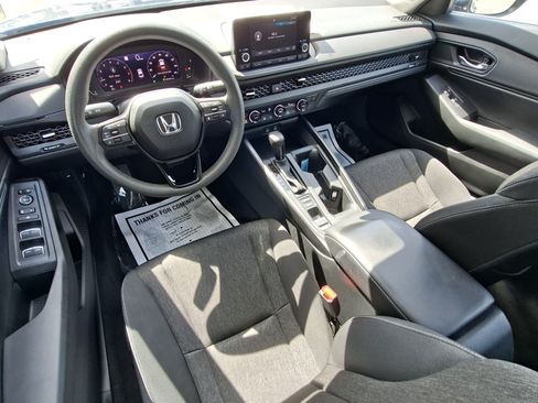 Used 2024 Honda Accord EX image 18