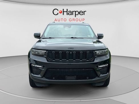 Used 2023 Jeep Grand Cherokee Limited w/ Luxury Tech Group II AWD/4WD image 8