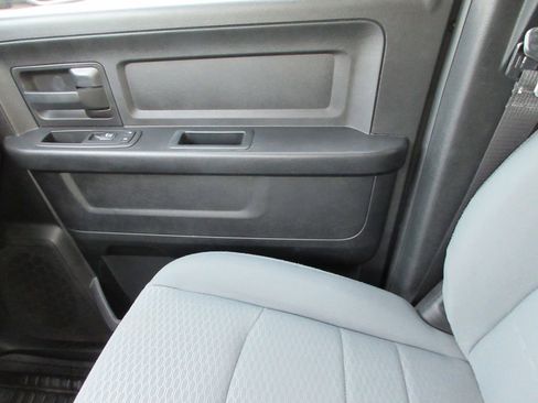 Used 2016 RAM 1500 Express w/ Black Ram 1500 Express Group image 35