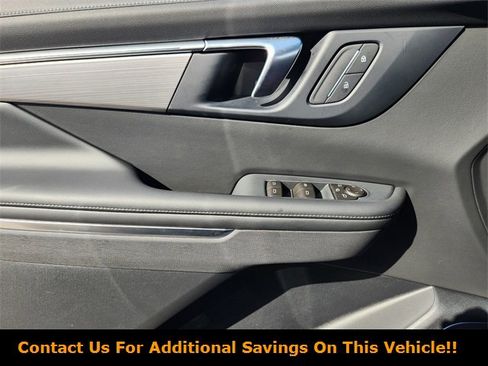 New 2026 Buick Enclave Preferred w/ LPO, Floor Liner Package image 17