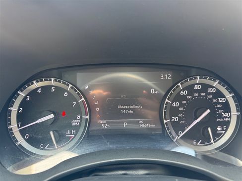 Used 2020 Toyota Highlander Platinum FWD image 14